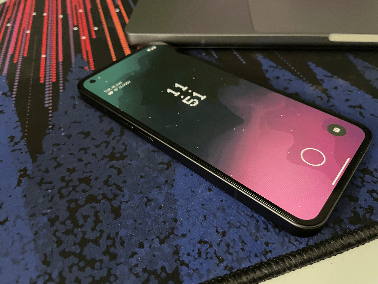 My Nothing Phone lock screen customization